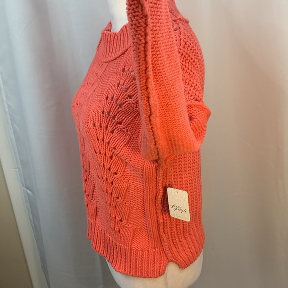 Free People Coral Cropped Sweater- NWT- XS - Picture 6 of 15